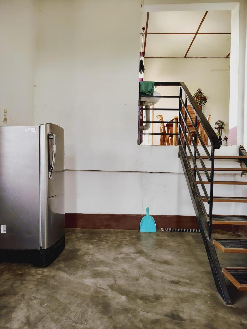 דיברוגר Gayatri Homestay מראה חיצוני תמונה